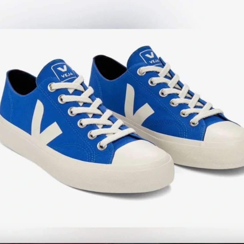 Veja White and Blue Wata II Low Canvas US 8